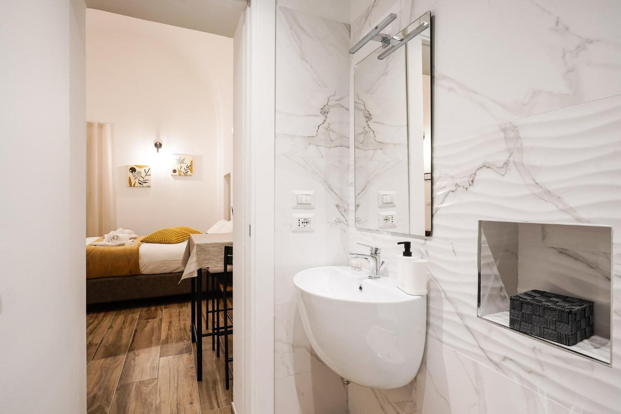 Siamo Bari Apartments By Wonderful Italy Exteriör bild